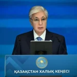 На каждого члена Халық Кеңесі возлагается особая ответственность — Президент Казахстана